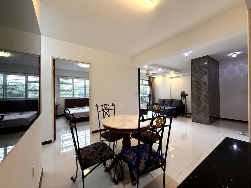 445B Bukit Batok West Avenue 8, 445B Bukit Batok West Avenue 8, 3 Bedrooms, 990 sqft, HDB Flat For Sale, by Ethan Tan, 500223444 - Living Room - PropertyGuru.com.sg