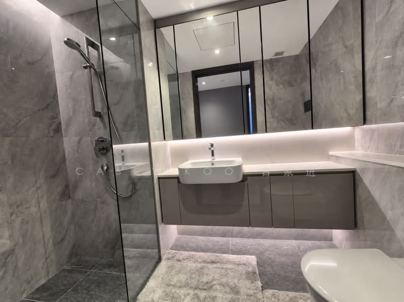 Sophia Meadow, 132 Sophia Road, 3 Bedrooms, 840 sqft, Condominium For Sale, by Casey Koo 古家进, 500223452 - Bathroom - PropertyGuru.com.sg