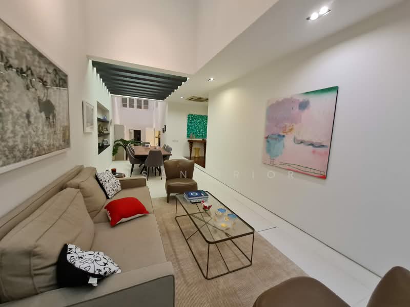 Cairnhill/ Emerald Hill 5+2 Stunner 2 Carparks, Cairnhill Road Conservation House, 5 Bedrooms, 4,025 sqft, Conservation House For Rent, by Susan Prior, 500223460 - Living Room - PropertyGuru.com.sg
