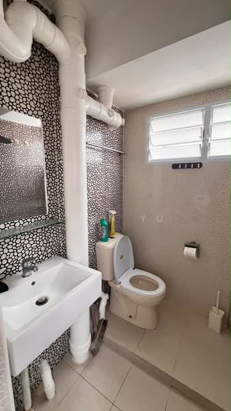 39 Bedok South Road, 39 Bedok South Road, Room Rental, 12 sqft, HDB Flat For Rent, by Lynn Yu, 500223461 - Bathroom - PropertyGuru.com.sg