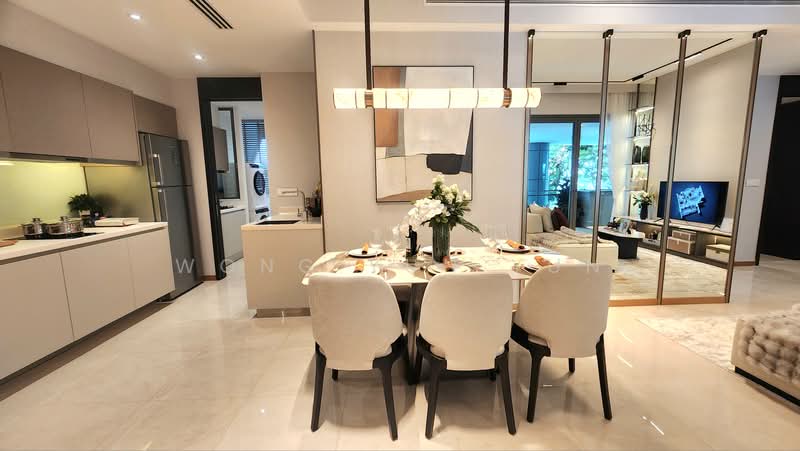 Concourse Skyline, 302 Beach Road, 4 Bedrooms, 1,668 sqft, Condominium For Sale, by Wong Yun Yun, 500223462 - Dining - PropertyGuru.com.sg