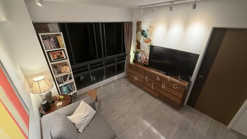 94 Dawson Road, 94 Dawson Road, Alexandra / Commonwealth, 3 Bedrooms, 947 sqft, HDB Flat For Sale, by RYAN CHEN ZIHAO, 500223464 - Living Room - PropertyGuru.com.sg