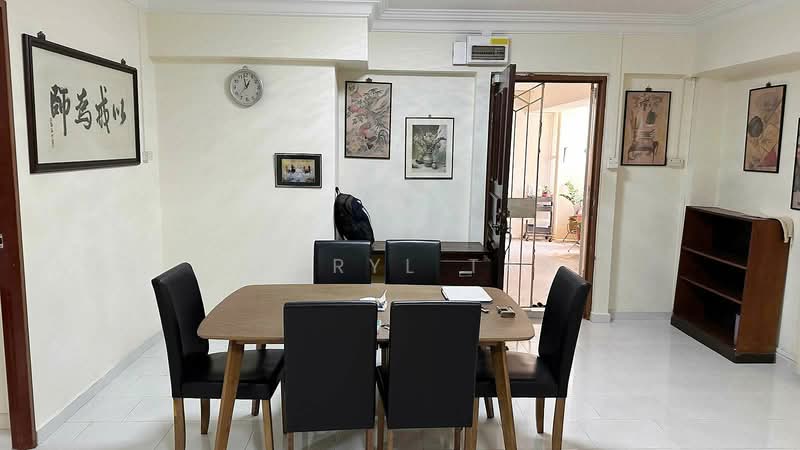 213 Bishan Street 23, 213 Bishan Street 23, 3 Bedrooms, 1,108 sqft, HDB Flat For Rent, by Cheryl Tan, 500223465 - Dining Room - PropertyGuru.com.sg