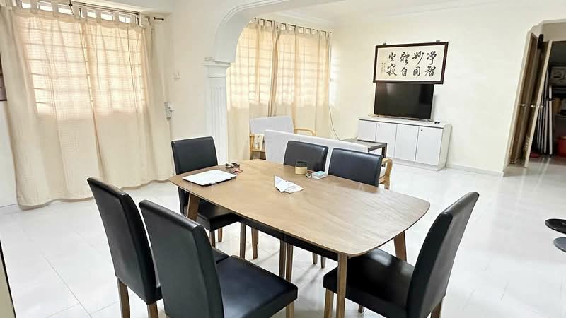 213 Bishan Street 23, 213 Bishan Street 23, 3 Bedrooms, 1,108 sqft, HDB Flat For Rent, by Cheryl Tan, 500223465 - Dining Room - PropertyGuru.com.sg