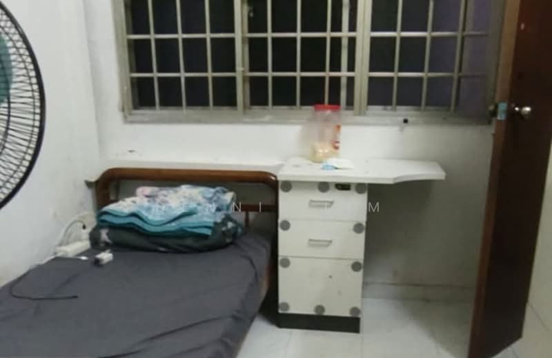 Sennett Estate - Macpherson Road, Macpherson Road, 3 Bedrooms, 1,033 sqft, Walk-up Apartment For Sale, by Dennis Lim, 500223473 - Bedroom - PropertyGuru.com.sg
