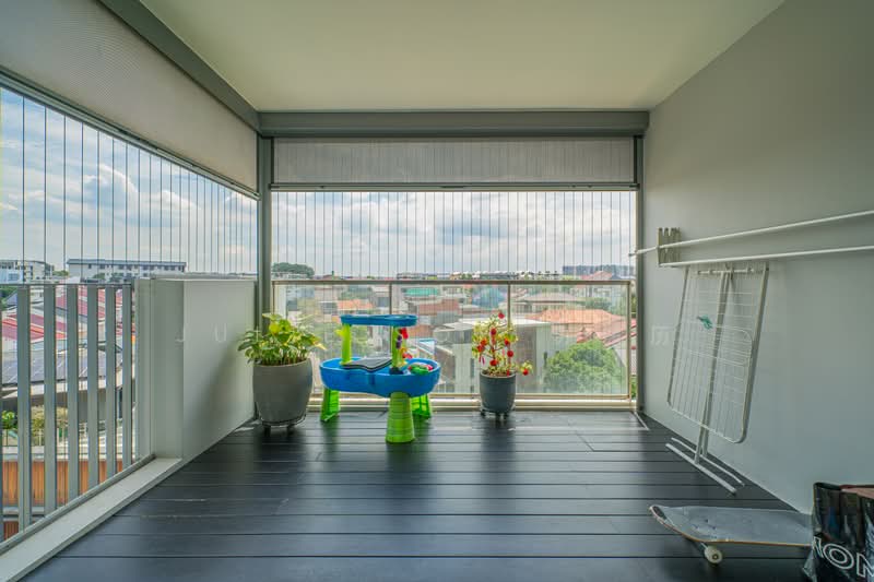 The Minton, 12 Hougang Street 11, 3 Bedrooms, 1,109 sqft, Condominium For Sale, by Julie Soh 苏保历, 500223482 - Balcony - PropertyGuru.com.sg