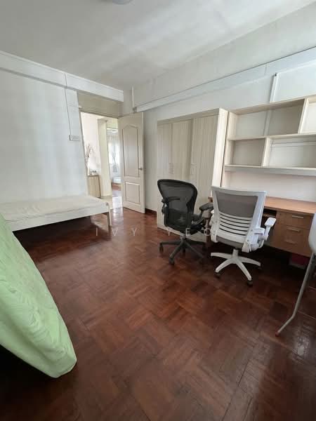 414 Pandan Gardens, 414 Pandan Gardens, 3 Bedrooms, 1,044 sqft, HDB Flat For Sale, by Ivy Yeo, 500223483 - Bedroom - PropertyGuru.com.sg