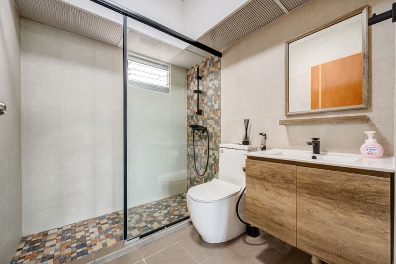 426A Yishun Avenue 11, 426A Yishun Avenue 11, 3 Bedrooms, 1,206 sqft, HDB Flat For Sale, by Jeric Leong, 500223488 - Bathroom - PropertyGuru.com.sg
