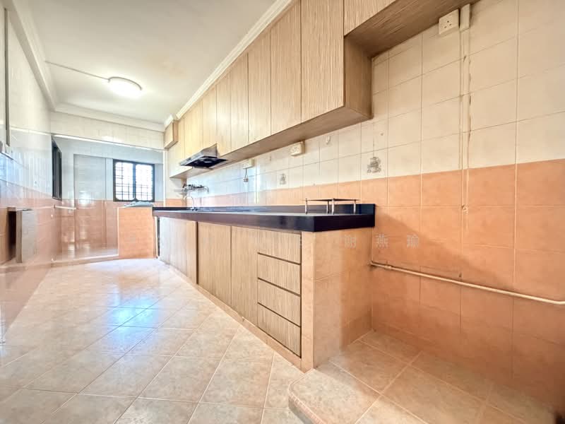 679C Jurong West Central 1, 679C Jurong West Central 1, 3 Bedrooms, 1,023 sqft, HDB Flat For Sale, by Rain Xie 谢燕瑜, 500223503 - Kitchen - PropertyGuru.com.sg