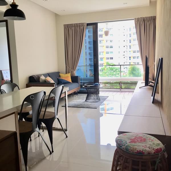 D'Nest, 131 Pasir Ris Grove, 3 Bedrooms, 936 sqft, Condominium For Sale, by Charpin Tan, 500223513 - Living Room - PropertyGuru.com.sg