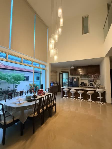 A Rare Freehold Trophy Home in Prime District 11 Novena, Jalan Merlimau, 6 Bedrooms, 5,315 sqft, Semi-Detached House For Sale, by Casey Teh, 500223519 - Dining Room - PropertyGuru.com.sg