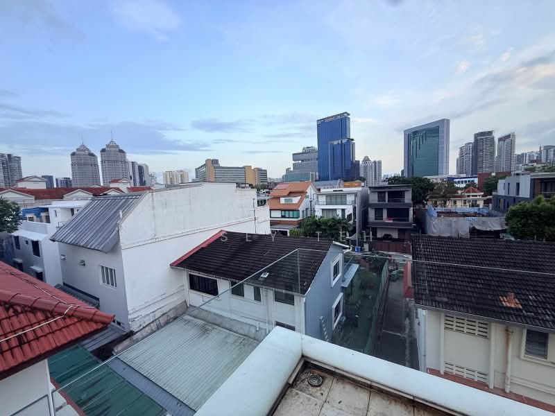 A Rare Freehold Trophy Home in Prime District 11 Novena, Jalan Merlimau, 6 Bedrooms, 5,315 sqft, Semi-Detached House For Sale, by Casey Teh, 500223519 - Exterior - PropertyGuru.com.sg