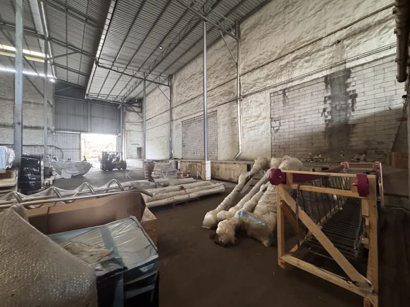 CHEAP BIG FLOORPLATE 40|20 FOOTER ACCESSIBLE, , 20,000 sqft, Factory / Workshop (B2) For Rent, by Kevin Lim, 500223529 - Interior - CommercialGuru.com.sg