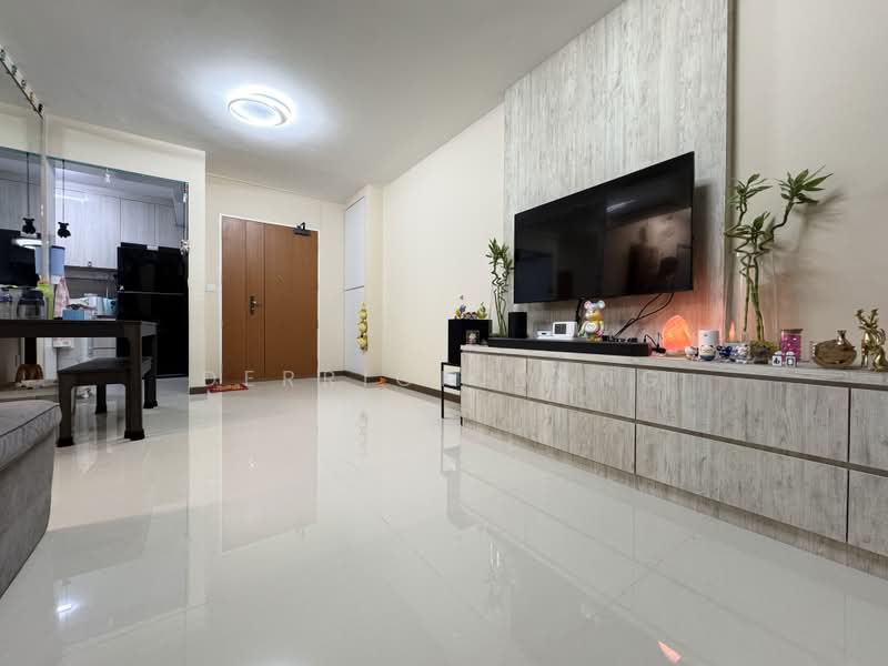 801B West Coast Crescent, 801B West Coast Crescent, 2 Bedrooms, 764 sqft, HDB Flat For Sale, by Derrick Dang, 500223530 - Living Room - PropertyGuru.com.sg