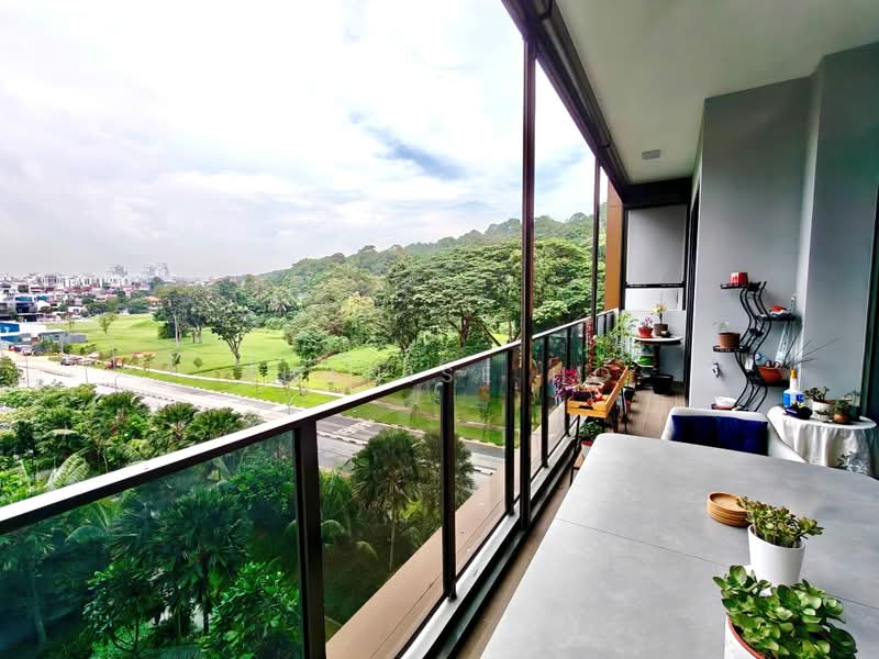 Midwood, 10 Hillview Rise, 4 Bedrooms, 1,249 sqft, Condominium For Sale, by Shanise Ho, 500223538 - Balcony - PropertyGuru.com.sg