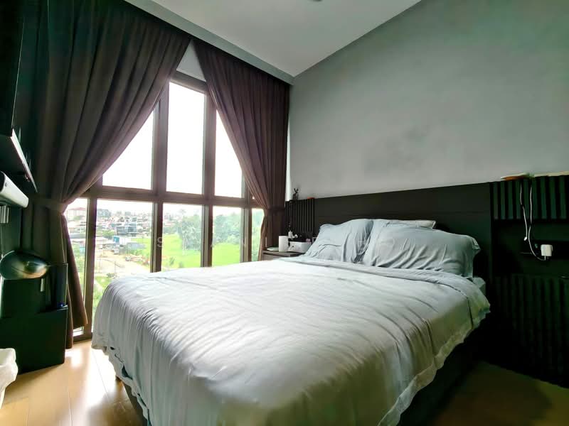 Midwood, 10 Hillview Rise, 4 Bedrooms, 1,249 sqft, Condominium For Sale, by Shanise Ho, 500223538 - Bedroom - PropertyGuru.com.sg