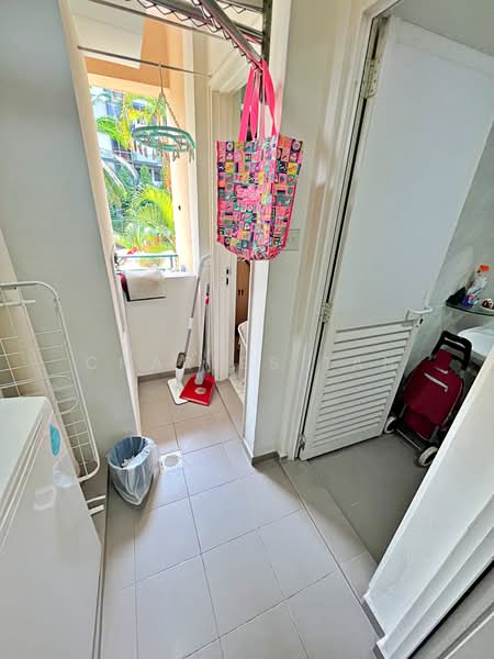Hillbrooks, 92 Hillview Avenue, 3 Bedrooms, 1,076 sqft, Condominium For Sale, by Charles Tan, 500223541 - Balcony - PropertyGuru.com.sg