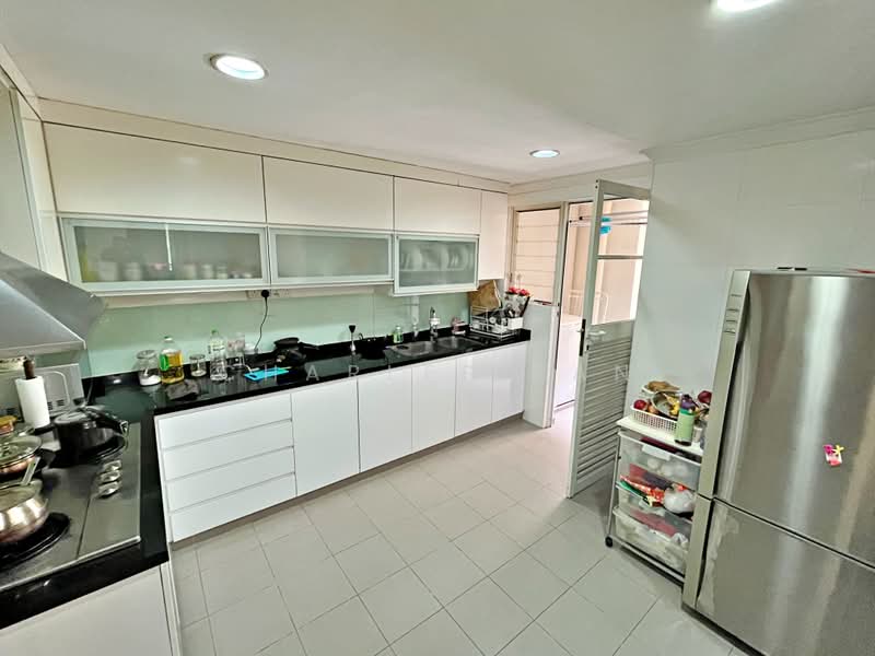 Hillbrooks, 92 Hillview Avenue, 3 Bedrooms, 1,076 sqft, Condominium For Sale, by Charles Tan, 500223541 - Kitchen - PropertyGuru.com.sg