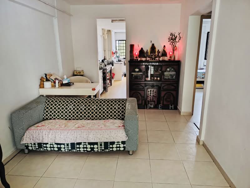 213 Bedok North Street 1, 213 Bedok North Street 1, Room Rental, 130 sqft, HDB Flat For Rent, by Ashlyn Peh, 500223546 - Living Room - PropertyGuru.com.sg