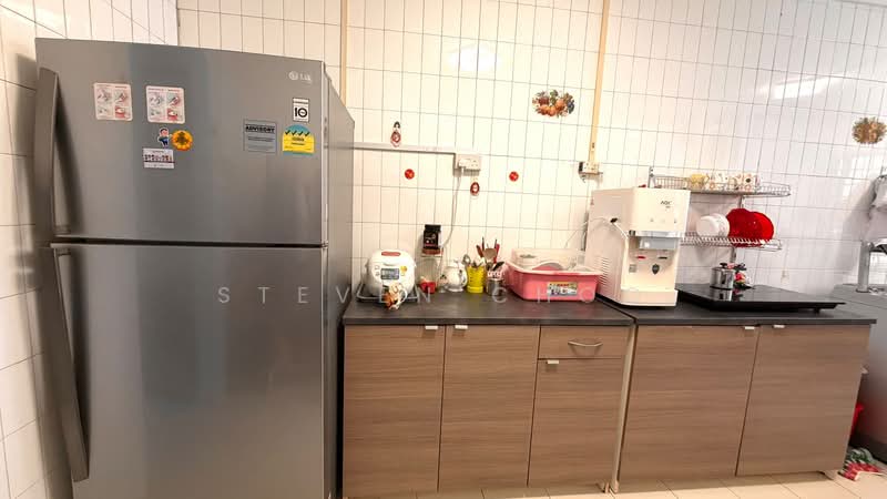 106 Teck Whye Lane, 106 Teck Whye Lane, 3 Bedrooms, 1,109 sqft, HDB Flat For Sale, by Steven Choo, 500223551 - Kitchen - PropertyGuru.com.sg