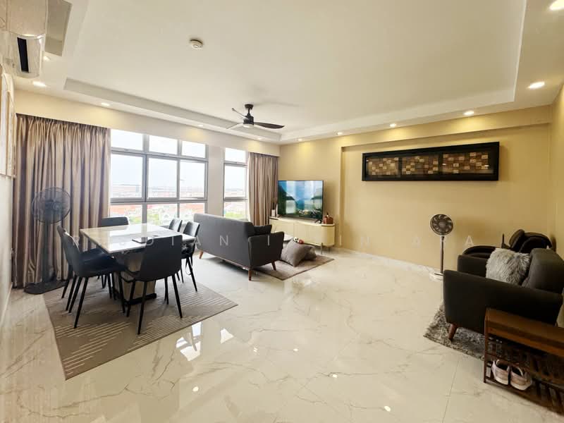 152B Bedok South Road, 152B Bedok South Road, 3 Bedrooms, 1,216 sqft, HDB Flat For Sale, by Risdian Isbintara, 500223558 - Living Room - PropertyGuru.com.sg