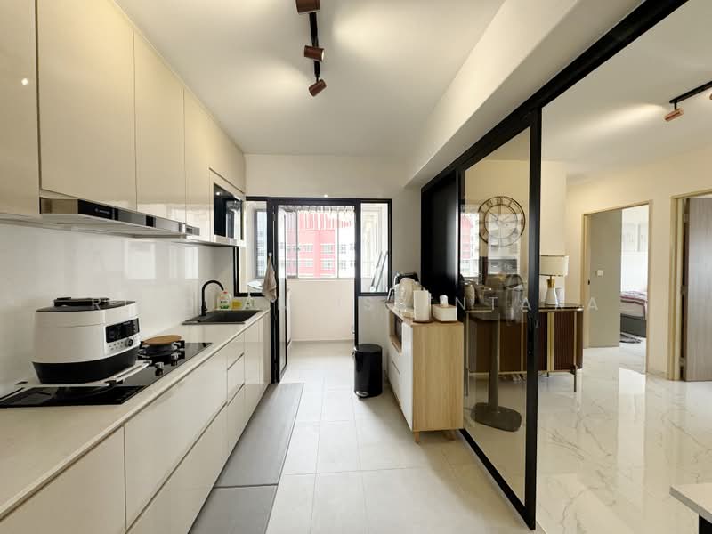 152B Bedok South Road, 152B Bedok South Road, 3 Bedrooms, 1,216 sqft, HDB Flat For Sale, by Risdian Isbintara, 500223558 - Kitchen - PropertyGuru.com.sg