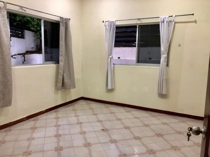 12 Jalan siap, , 3 Bedrooms, 1,500 sqft, Semi-Detached House For Sale, by Jeff Tee (尚洋), 500223570 - Interior - PropertyGuru.com.sg