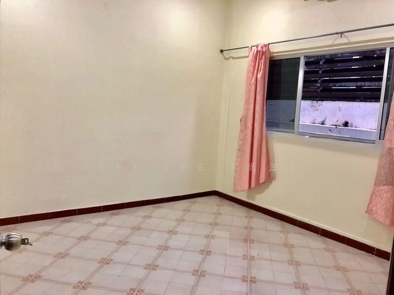 12 Jalan siap, , 3 Bedrooms, 1,500 sqft, Semi-Detached House For Sale, by Jeff Tee (尚洋), 500223570 - Interior - PropertyGuru.com.sg