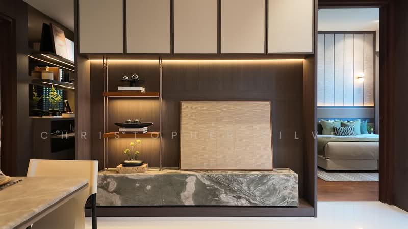 Parksuites, 18 Holland Grove Road, 2 Bedrooms, 786 sqft, Condominium For Sale, by Christopher Silver, 500223576 - Interior - PropertyGuru.com.sg