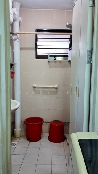 5 Changi Village Road, 5 Changi Village Road, 2 Bedrooms, 710 sqft, HDB Flat For Sale, by Fendy Lee, 500223583 - Bathroom - PropertyGuru.com.sg