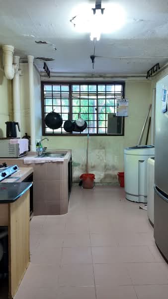 5 Changi Village Road, 5 Changi Village Road, 2 Bedrooms, 710 sqft, HDB Flat For Sale, by Fendy Lee, 500223583 - Kitchen - PropertyGuru.com.sg