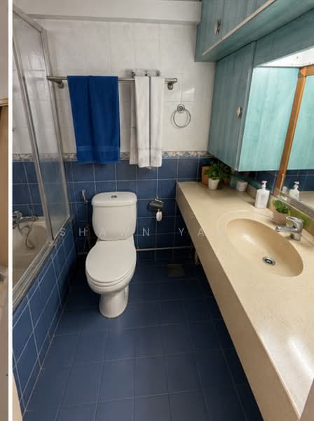 196 Rivervale Drive, 196 Rivervale Drive, 3 Bedrooms, 1,195 sqft, HDB Flat For Sale, by Shawn Yang, 500223590 - Bathroom - PropertyGuru.com.sg