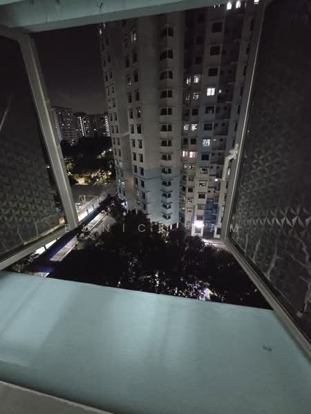 668D Jurong West Street 64, 668D Jurong West Street 64, Room Rental, 110 sqft, HDB Flat For Rent, by Eunice Lam, 500223596 - Exterior - PropertyGuru.com.sg