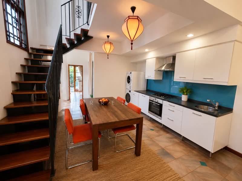 Super Rare Garden Retreat Home, Victoria Park, 2 Bedrooms, 2,000 sqft, Semi-Detached House For Rent, by Darren Teo, 500223598 - Kitchen - PropertyGuru.com.sg
