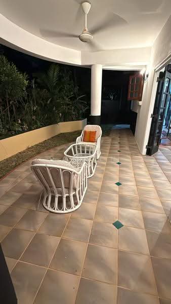 Super Rare Garden Retreat Home, Victoria Park, Tanglin / Holland / Bukit Timah, 2 Bedrooms, 1,200 sqft, Semi-Detached House For Rent, by Darren Teo, 500223598 - PropertyGuru.com.sg
