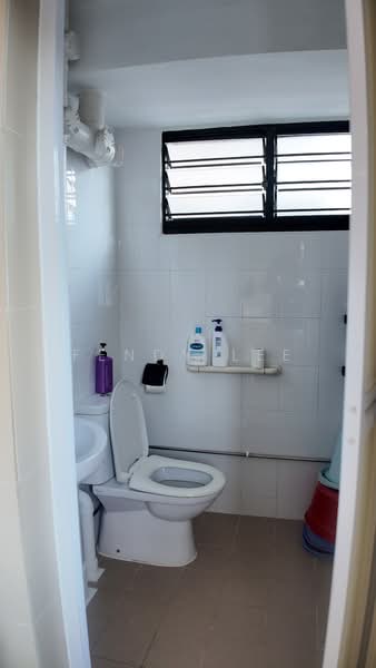 84 Bedok North Street 4, 84 Bedok North Street 4, Room Rental, 200 sqft, HDB Flat For Rent, by Fendy Lee, 500223601 - Bathroom - PropertyGuru.com.sg
