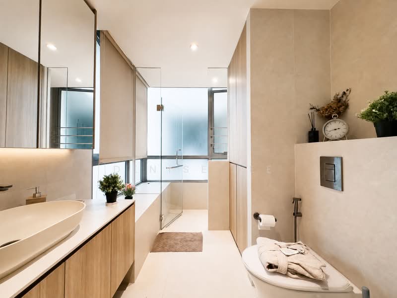 ClementiWoods Condominium, West Coast Road, 3 Bedrooms, 1,389 sqft, Condominium For Sale, by Denise Lee, 500223608 - Bathroom - PropertyGuru.com.sg
