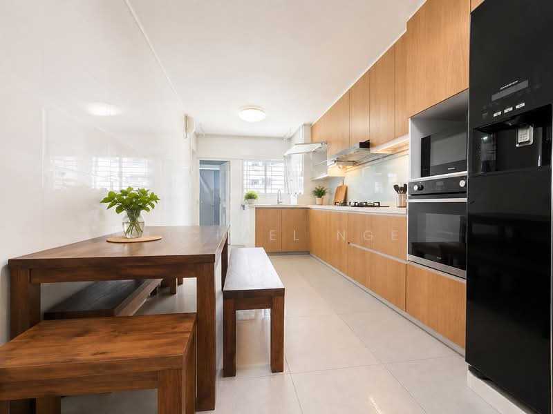 302 Ang Mo Kio Avenue 3, 302 Ang Mo Kio Avenue 3, 3 Bedrooms, 786 sqft, HDB Flat For Sale, by Michael Nge, 500223614 - Kitchen - PropertyGuru.com.sg