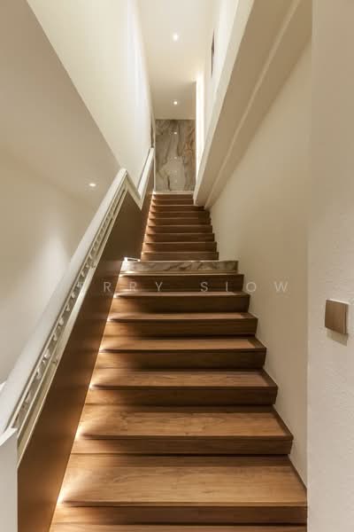 Stylish High-Ceiling Office Near Boat Quay and Raffles Place, North Bridge Rd / South Bridge Rd, 1,087 sqft, Shop / Shophouse For Rent, by Perry Siow, 500223616 - Interior - CommercialGuru.com.sg