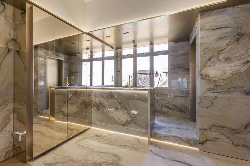 Stylish High-Ceiling Office Near Boat Quay and Raffles Place, North Bridge Rd / South Bridge Rd, 1,087 sqft, Shop / Shophouse For Rent, by Perry Siow, 500223616 - Kitchen - CommercialGuru.com.sg