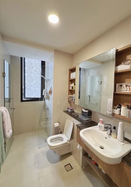 The Trilinq, 28A Jalan Lempeng, 3 Bedrooms, 1,109 sqft, Condominium For Sale, by Max Liu, 500223625 - Bathroom - PropertyGuru.com.sg