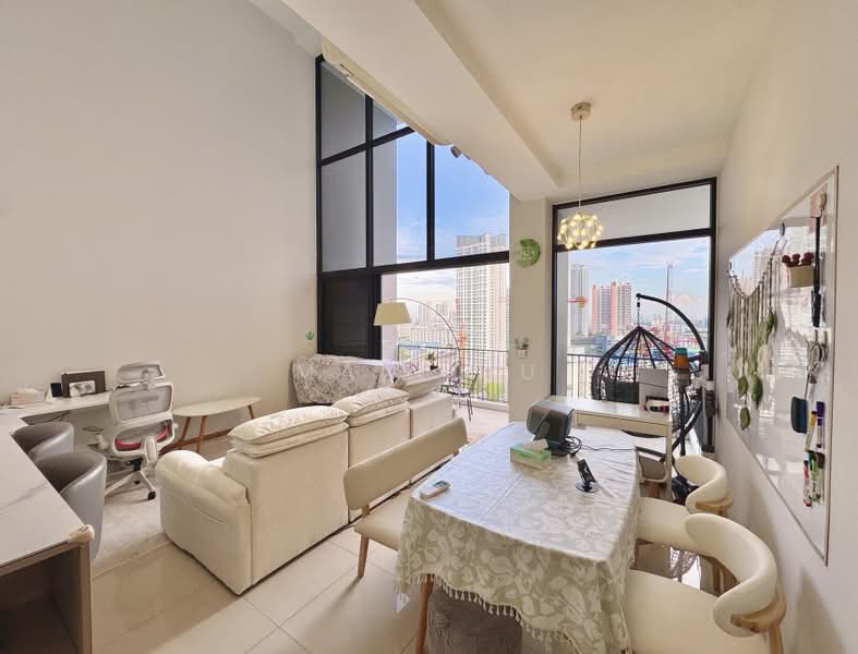 The Trilinq, 28A Jalan Lempeng, 3 Bedrooms, 1,109 sqft, Condominium For Sale, by Max Liu, 500223625 - Living Room - PropertyGuru.com.sg