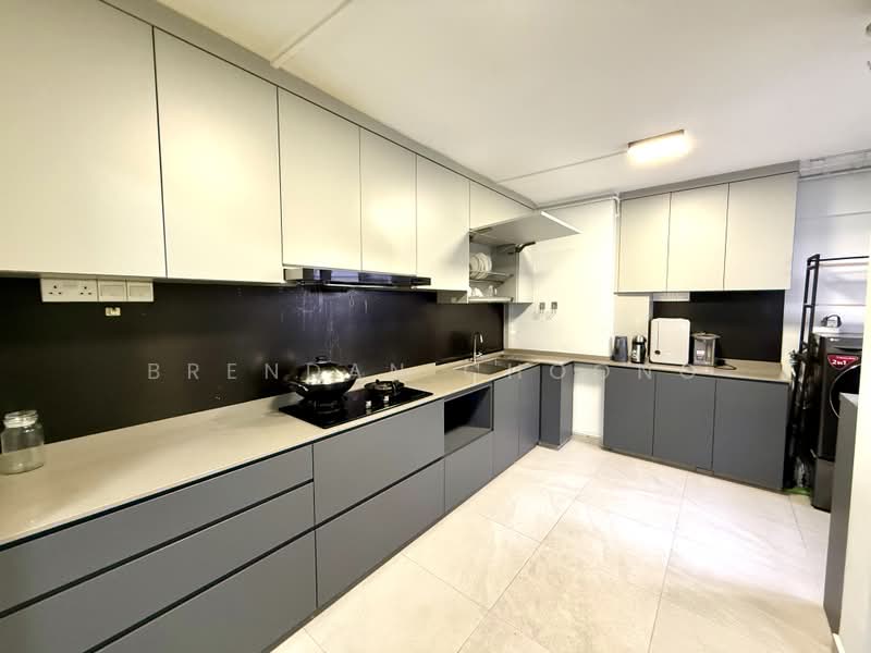 129 Geylang East Avenue 2, 129 Geylang East Avenue 2, 3 Bedrooms, 1,432 sqft, HDB Flat For Rent, by Brendan Choong, 500223637 - Kitchen - PropertyGuru.com.sg