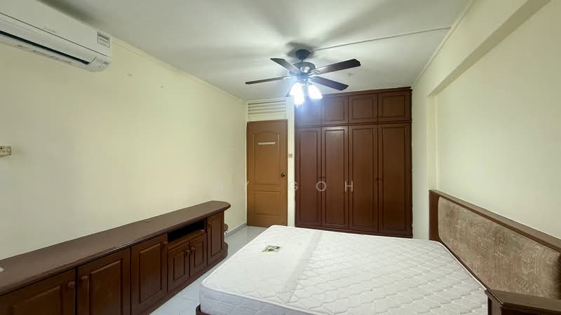 663 Yishun Avenue 4, 663 Yishun Avenue 4, Room Rental, 150 sqft, HDB Flat For Rent, by Jay Goh, 500223647 - Bedroom - PropertyGuru.com.sg