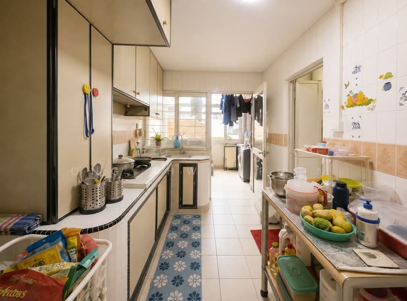446 Hougang Avenue 8, 446 Hougang Avenue 8, 4 Bedrooms, 1,572 sqft, HDB Flat For Sale, by Ong Chwee Puan, 500223658 - Kitchen - PropertyGuru.com.sg