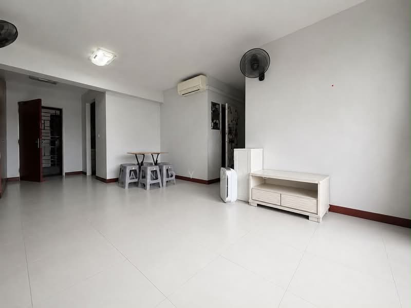 433A Sengkang West Way, 433A Sengkang West Way, 3 Bedrooms, 1,001 sqft, HDB Flat For Sale, by Andy Ang, 500223668 - Living Room - PropertyGuru.com.sg