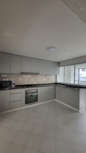 Chancery Court, 36B Dunearn Road, 3 Bedrooms, 2,034 sqft, Condominium For Rent, by Gupta Sameer Raj, 500223674 - Kitchen - PropertyGuru.com.sg
