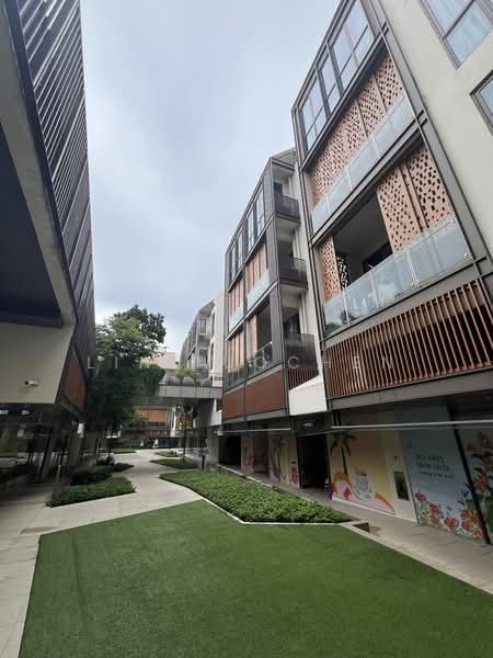 Parksuites, 18 Holland Grove Road, 2 Bedrooms, 786 sqft, Condominium For Sale, by Lin LuoChen, 500223676 - Exterior - PropertyGuru.com.sg