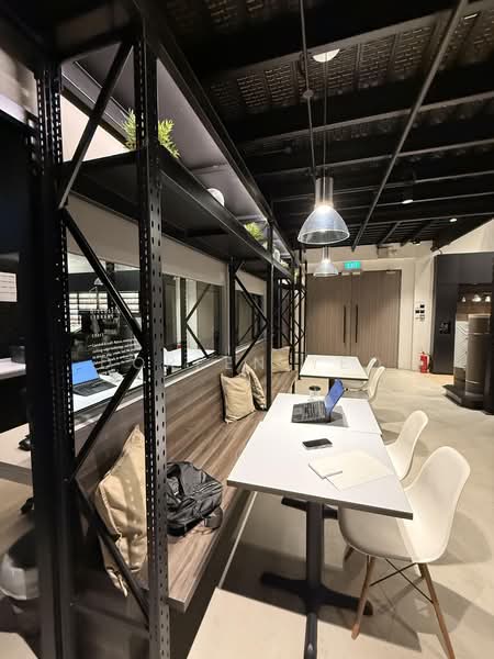 CT Hub 2, 114 Lavender Street, 1,787 sqft, Light Industrial (B1) For Rent, by Doreen Yeo, 500223678 - Study - CommercialGuru.com.sg