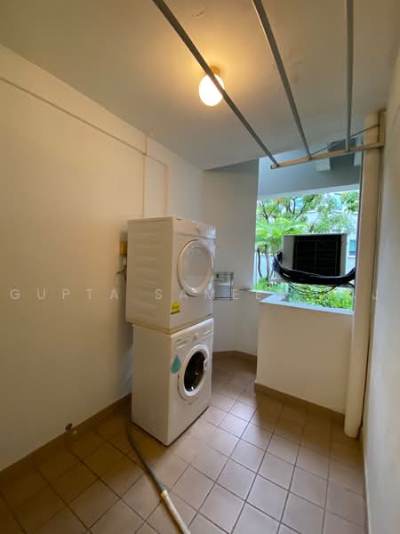 Royal Palm Mansions, 330 Pasir Panjang Road, 3 Bedrooms, 1,238 sqft, Condominium For Rent, by Gupta Sameer Raj, 500223681 - Exterior - PropertyGuru.com.sg
